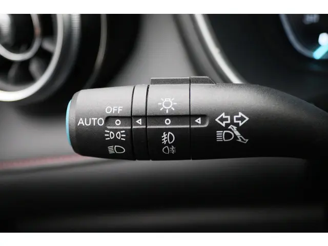 MG EHS 1.5 TGDI Comfort 2022 Hybride Benzine 35