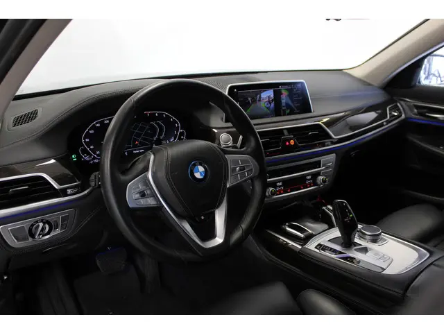 BMW 7 Serie 745e High Executive 2022 Hybride Benzine 8