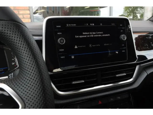 Volkswagen T-Roc 1.0 TSI R-Line 2023 Benzine 15