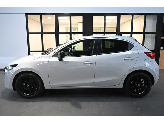 Mazda 2 2