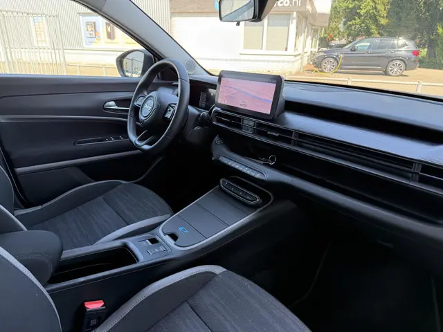 Jeep Avenger Longitude 54 kWh Aut. 2024 Elektrisch 13