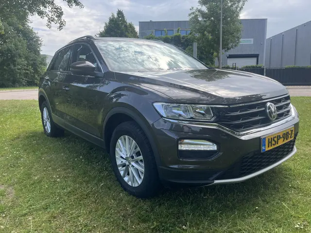 Volkswagen T-Roc 1.5 TSI Style DSG 2020 Benzine 3