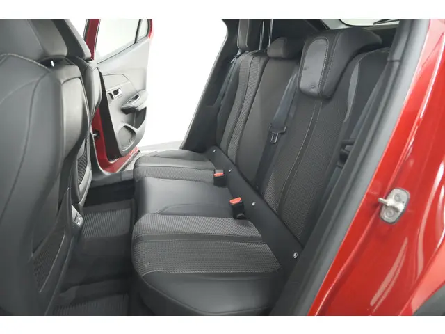 Peugeot 2008 PureTech 130 GT-Line 2020 Benzine 33