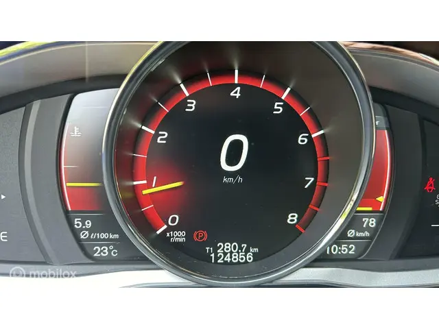 Volvo S60 1.6 T3 Summum 2015 Benzine 7