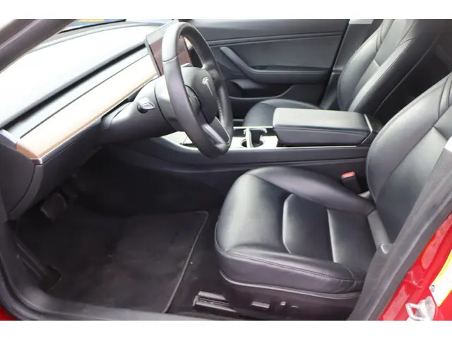 Tesla Model 3 Long Range AWD 75 kWh 2019 Elektrisch 21