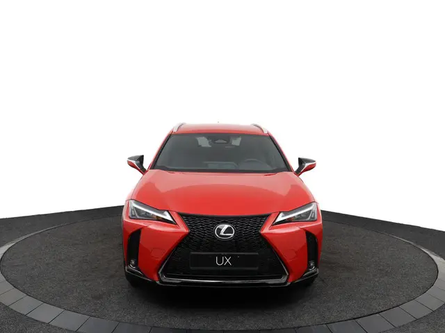 Lexus UX 300h F SPORT Design 2024 Hybride Benzine 16