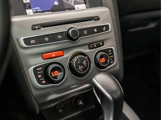 Citroën C4 1.2 PureTech Sport 2016 Benzine 10