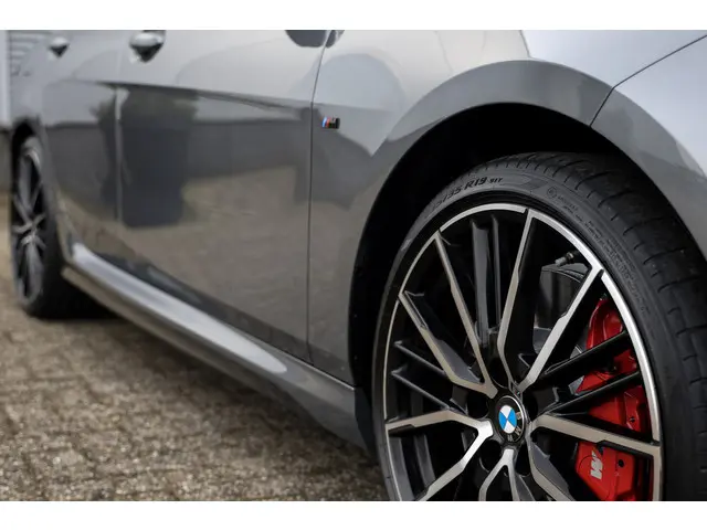 BMW 2 Serie Gran Coupé 218i M-Sport Pro 2023 Benzine 39