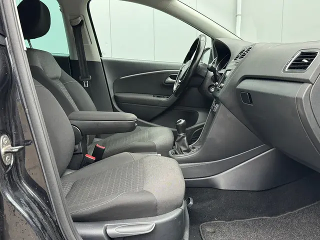 Volkswagen Polo 1.4 TDI Comfortline 2017 Diesel 8