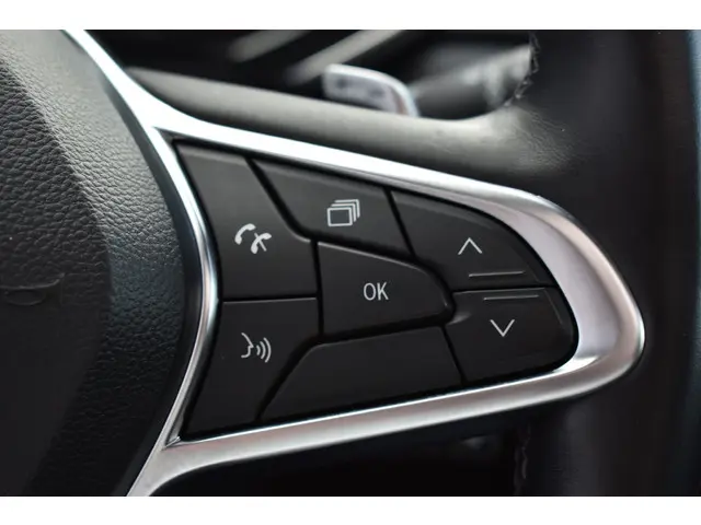 Renault Captur TCe 155 EDC Initiale Paris 2020 Benzine 27