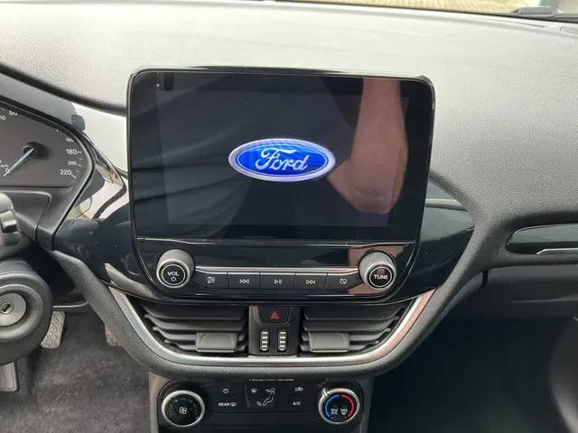 Ford Fiesta 1.0 EcoB. Connected 2020 Benzine 9