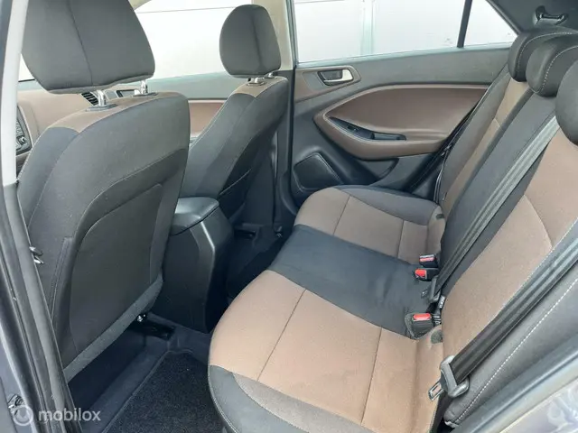 Hyundai i20 1.0 T-GDI Comfort | Climate | 2018 Benzine 11