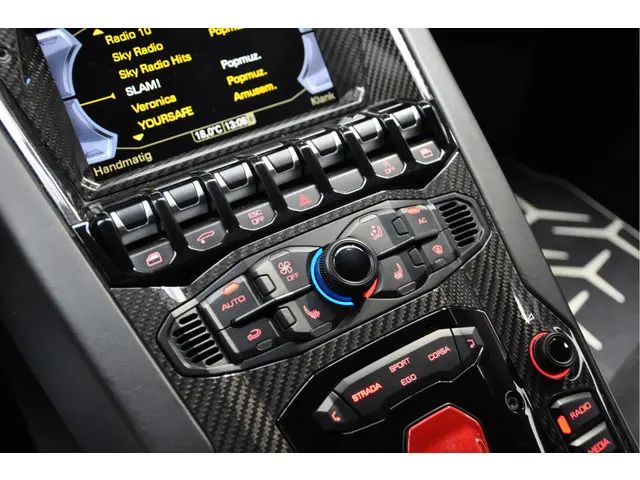 Lamborghini Aventador 6.5 V12 SVJ Roadster 2021 Benzine 17