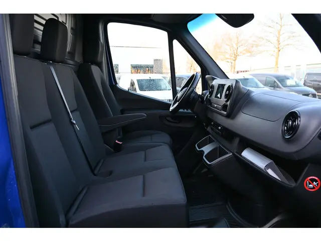 Mercedes-Benz Sprinter 315 CDI L2H2 RWD 2021 Diesel 9