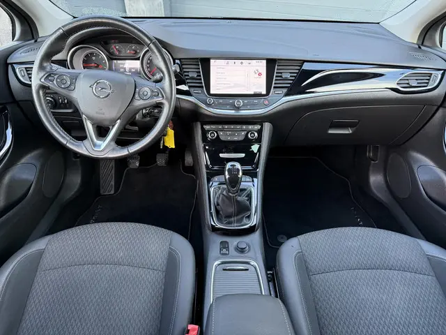 Opel Astra Sports Tourer 1.4 Innovation 2018 Benzine 6