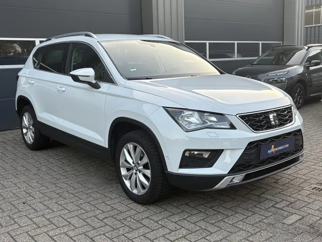 SEAT Ateca 1.0 EcoTSI Style Business Intense 2018 Benzine 4
