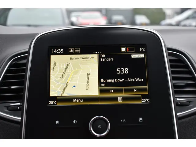 Renault Grand Scénic TCe 140 EDC Equilibre 2023 Benzine 17