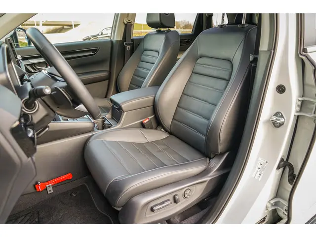 Honda CR-V 2.0i e:HEV ELEGANCE 2024 Hybride Benzine 7