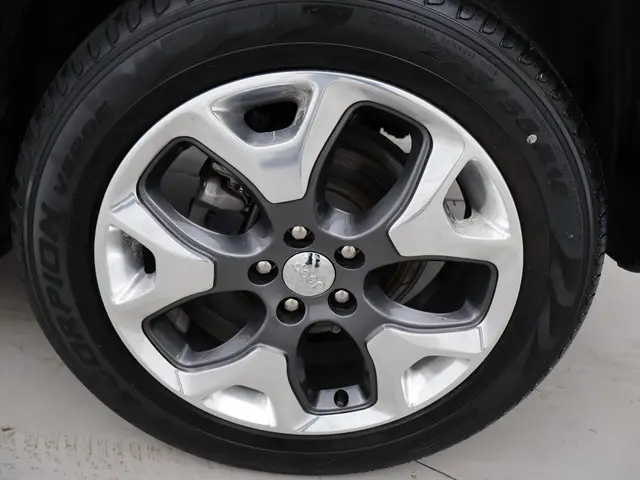 Jeep Compass 2.0 MULTIJET DIESEL 4X4 LIMITED 2018 Diesel 24