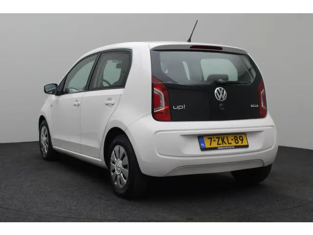 Volkswagen up! 1.0 move up! BlueMotion 2015 Benzine 9