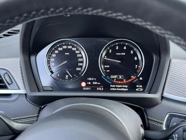 BMW X2 SDRIVE20I BUSINESS EDITION 2021 Benzine 22