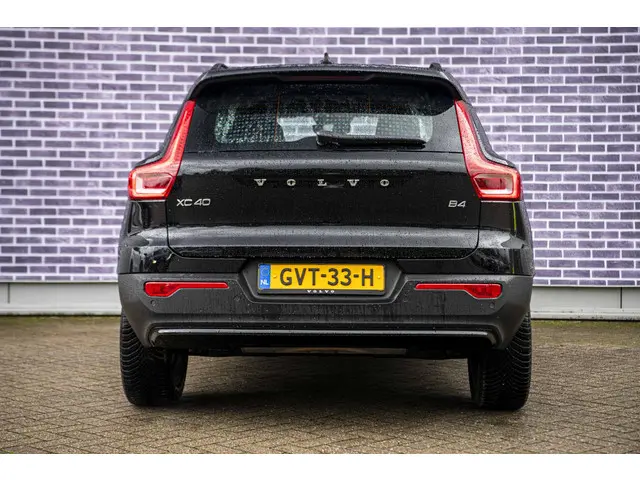 Volvo XC40 2.0 B4 Plus Dark 2024 Benzine 11