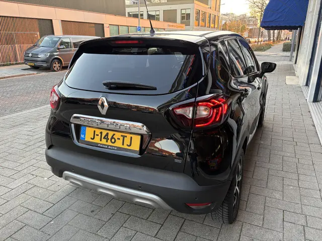 Renault Captur 1.2 TCe Bose 2019 Benzine 4