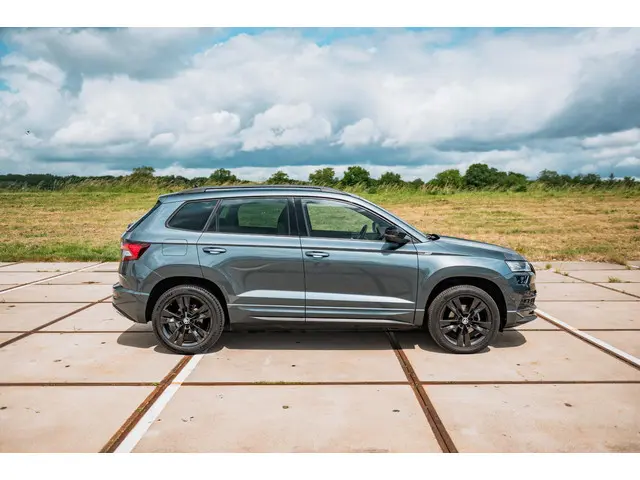Škoda Karoq 1.5 TSI ACT Sportline Business 2021 Benzine 39