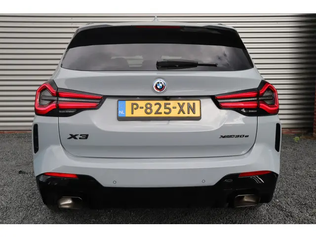 BMW X3 xDrive30e M-Sport 2022 Hybride Benzine 8
