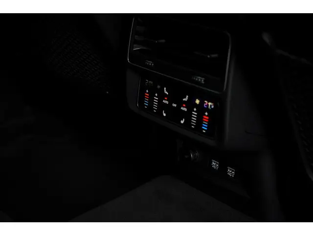 Audi Q8 4.0 TFSI RS Q8 quattro 2020 Benzine 19