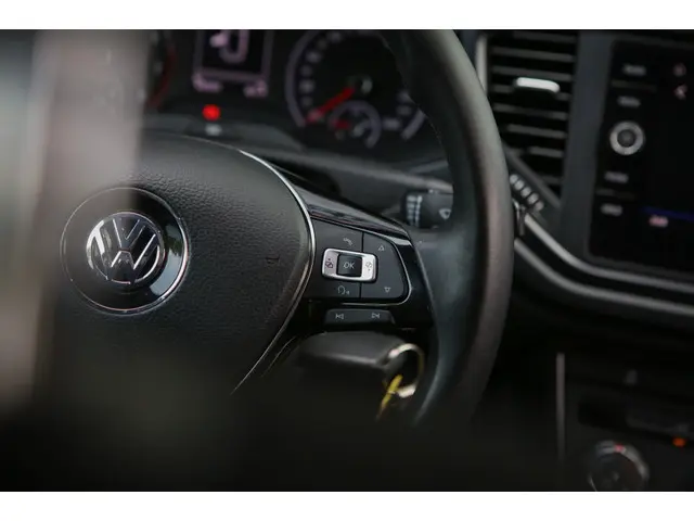 Volkswagen T-Roc 1.0 TSI Sport | Pano | 2019 Benzine 9