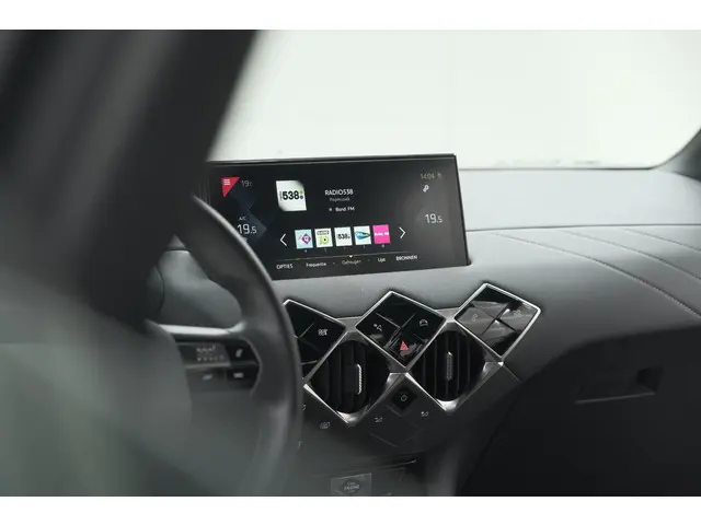 DS DS 3 Crossback PureTech 100 Montmartre 2022 Benzine 46