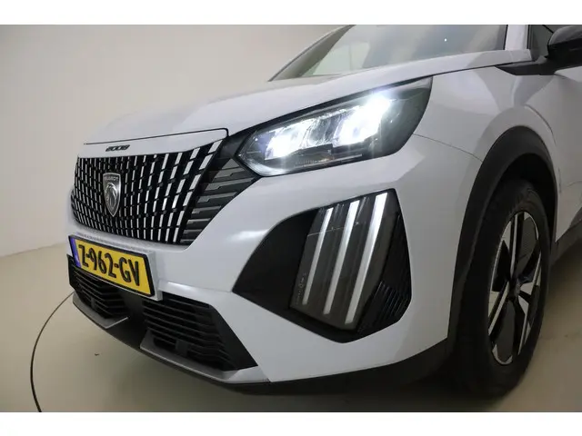 Peugeot 2008 1.2 PureTech 100 Allure 2024 Benzine 17