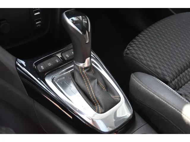 Opel Crossland X 1.2 Turbo Innovation 2019 Benzine 12