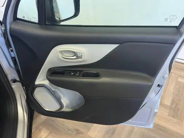 Jeep Renegade 1.3T Freedom 2019 Benzine 19