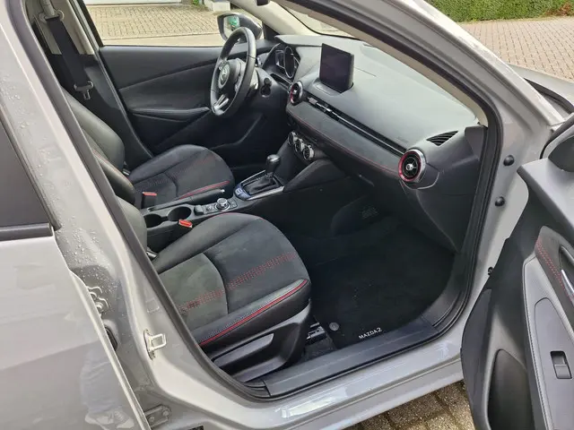Mazda 2 SkyActiv-G 90 automaat Homura Aka 2024 Benzine 8