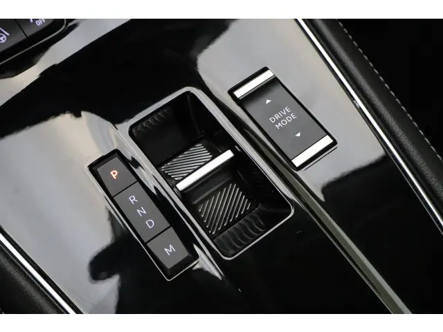 Opel Grandland 1.2 Turbo Ultimate 2024 Benzine 36