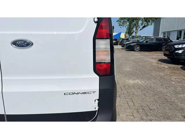 Ford Transit Connect 2.0 EcoBlue L2 Trend 2024 Diesel 11