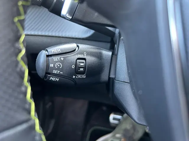 Peugeot 2008 Turbo 130PK GT 2024 Benzine 29