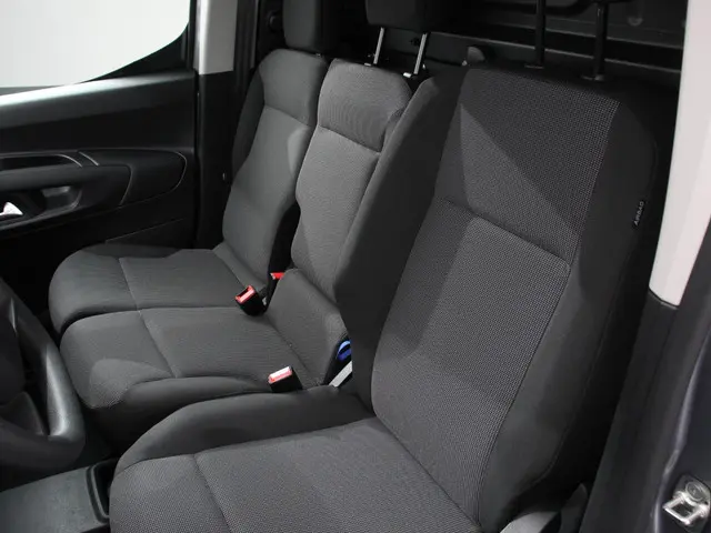 Opel Combo 1.5 BlueHDi 130 S&S L2 2024 Diesel 2