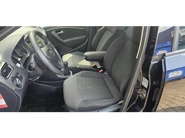 Volkswagen Polo 1.2 TSI Comfortline 2015 Benzine 17