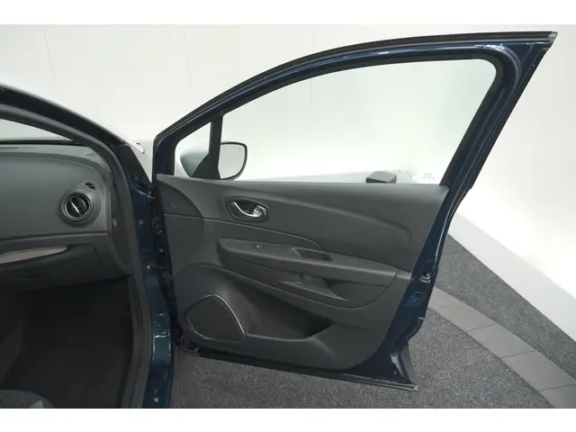 Renault Captur TCe 120 Intens 2017 Benzine 62