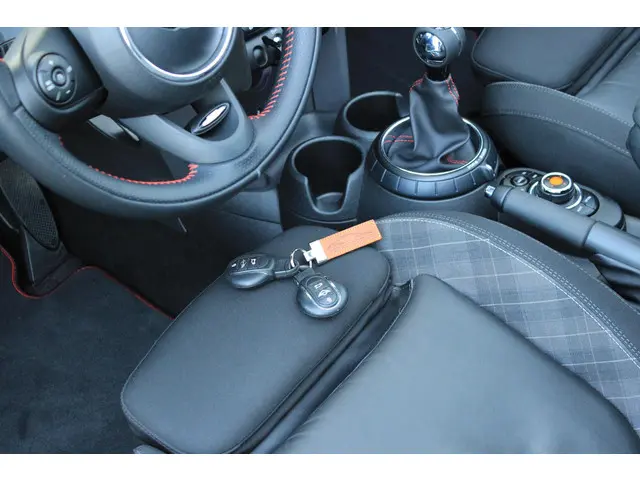 MINI Cooper Cabrio Mini 1.5 2016 Benzine 12