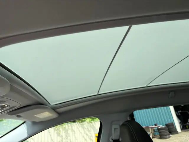 Peugeot 2008 1.2 PureTech Allure 2016 Benzine 9