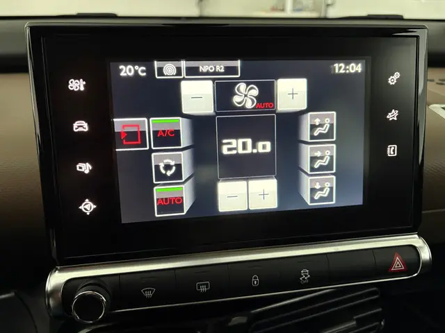 Citroën C4 Cactus 1.2 PureTech Shine 2015 Benzine 12