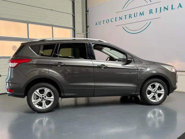 Ford Kuga 1.5 Titanium 1 JAAR BOVAG GARANTIE 2016 Benzine 8