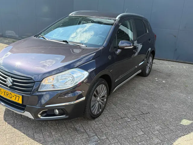 Suzuki S-Cross SX4 1.6 Exclusive 2014 Benzine 12