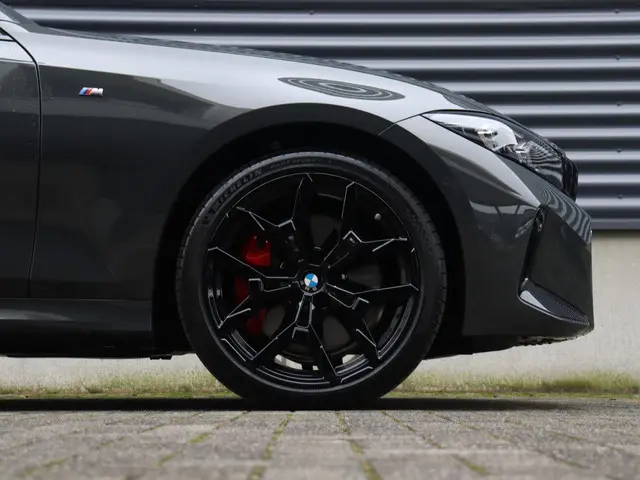 BMW 3 Serie Touring 330e 2026 Hybride Benzine 6