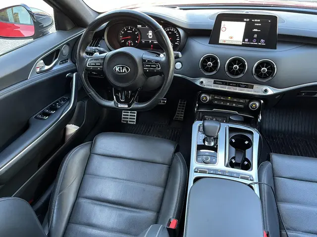 Kia Stinger 3.3 V6 T-GDI AWD GT 2019 Benzine 20
