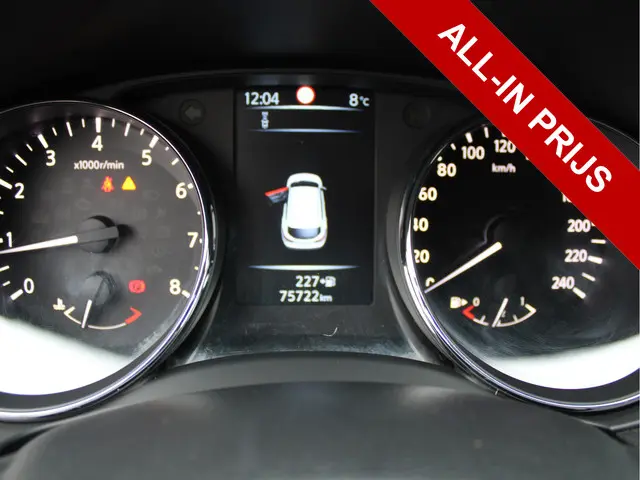 Nissan QASHQAI 1.6 N-Connecta 2015 Benzine 13